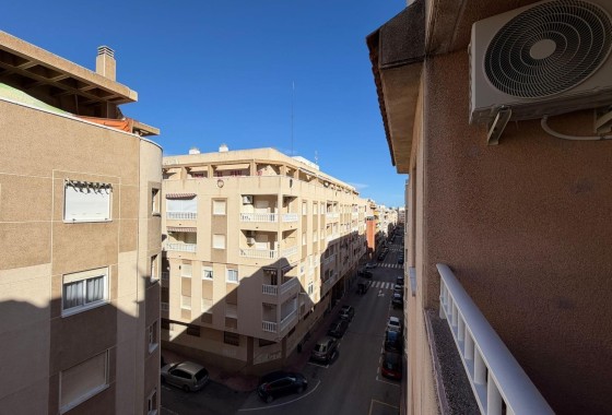 Herverkoop - Appartement / Flat -
Torrevieja - Playa del Cura