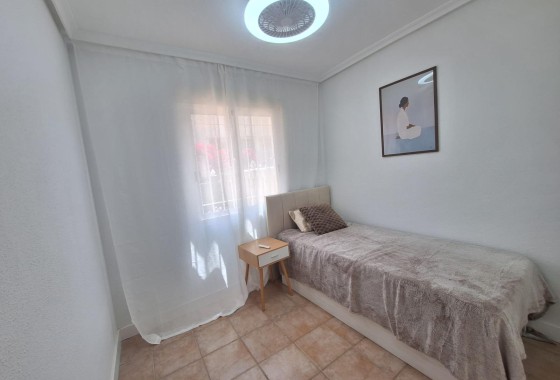 Herverkoop - Appartement / Flat -
Torrevieja - Sector 25