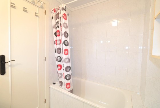 Herverkoop - Appartement / Flat -
Torrevieja - Acequion