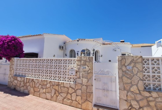 Herverkoop - Vrijstaande Villa -
Orihuela Costa - Costa Blanca