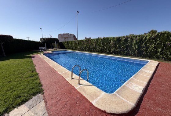 Resale - Townhouse -
Playa Flamenca