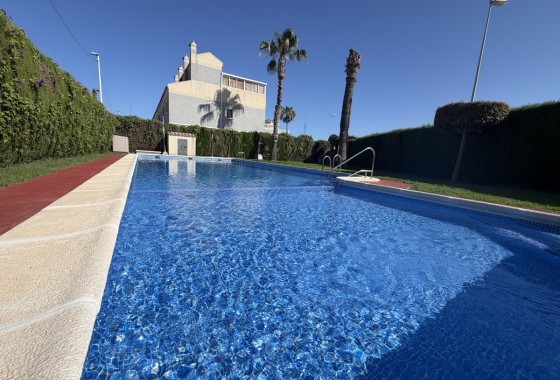 Resale - Townhouse -
Playa Flamenca