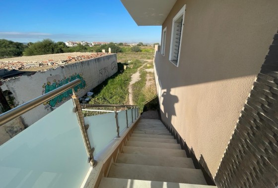 Revente - Villa Individuelle -
Torrevieja - La Siesta - El Salado - Torreta