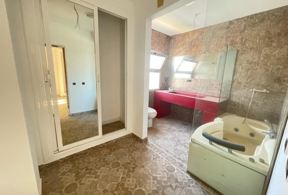 Revente - Villa Individuelle -
Torrevieja - La Siesta - El Salado - Torreta