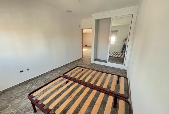Revente - Villa Individuelle -
Torrevieja - La Siesta - El Salado - Torreta