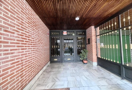 Resale - Apartment / Flat -
Torrevieja