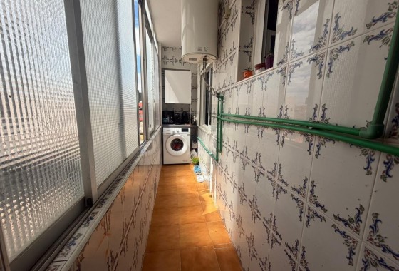 Revente - Appartement -
Almoradí