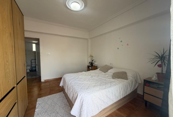 Revente - Appartement -
Almoradí