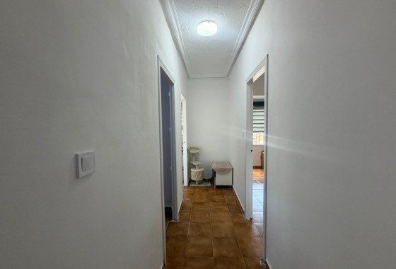 Revente - Appartement -
Almoradí
