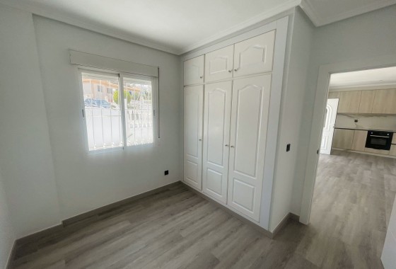 Herverkoop - Rijhuis -
Ciudad Quesada - Rojales - Upper Golf