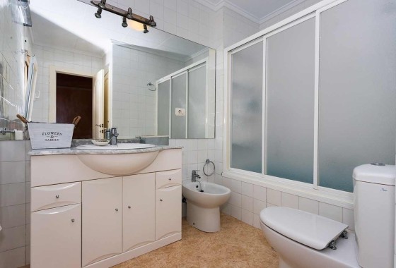 Venta - Chalet Independiente -
Orihuela Costa