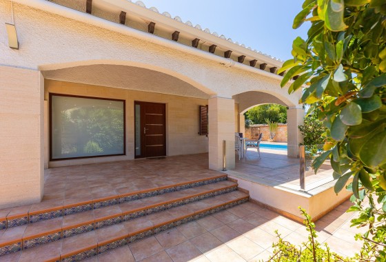 Herverkoop - Vrijstaande Villa -
Orihuela Costa