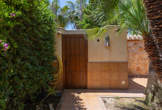 Herverkoop - Vrijstaande Villa -
Orihuela Costa