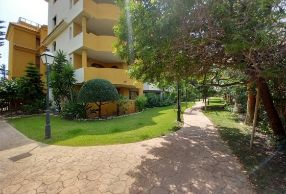 Herverkoop - Appartement / Flat -
Punta Prima