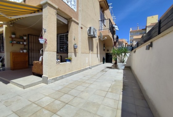 Herverkoop - Appartement / Flat -
Torrevieja
