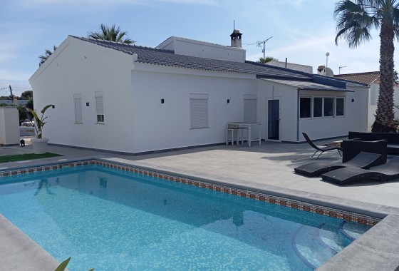 Revente - Villa individuelle -
Lomas de Cabo Roig