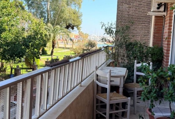 Resale - Apartment / Flat -
Villamartín