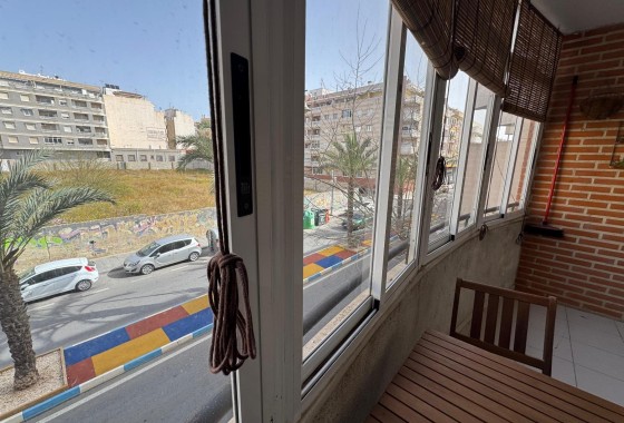 Herverkoop - Appartement / Flat -
Torrevieja