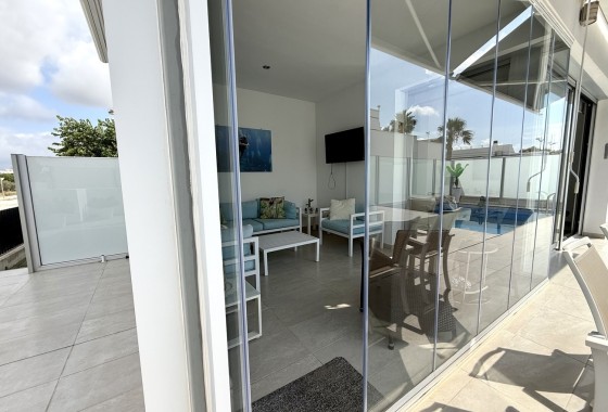 Resale - Detached Villa -
Dolores