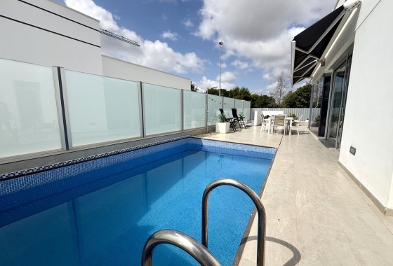 Resale - Detached Villa -
Dolores