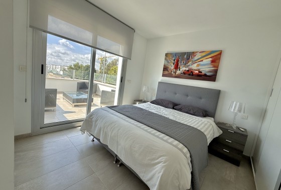 Resale - Detached Villa -
Dolores