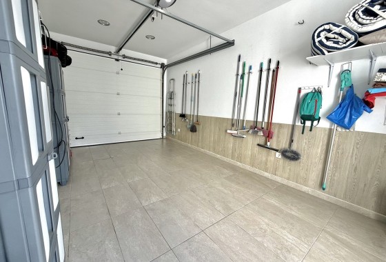 Resale - Detached Villa -
Dolores