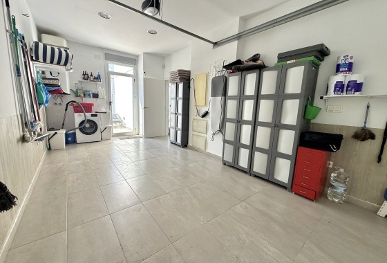 Resale - Detached Villa -
Dolores