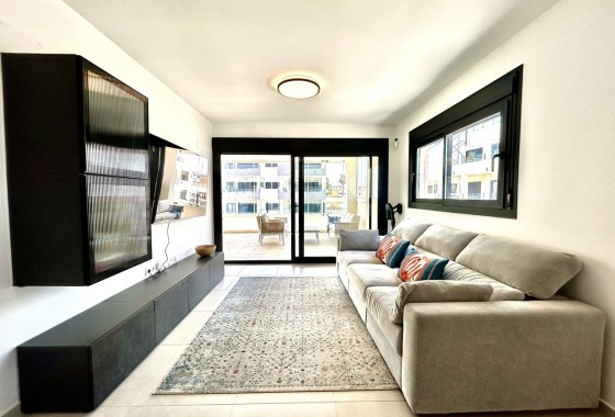 Sprzedaż - Apartament / Mieszkanie -
Los Dolses - Inland