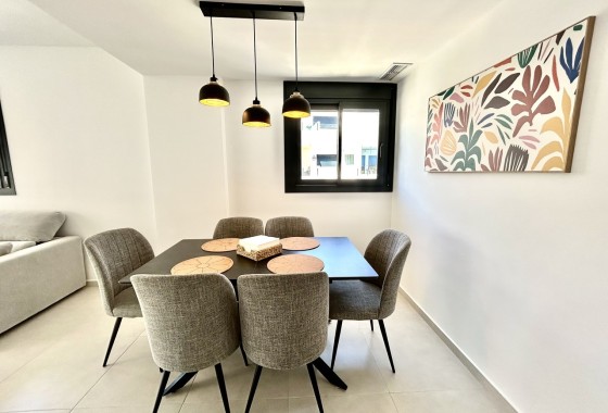 Sprzedaż - Apartament / Mieszkanie -
Los Dolses - Inland