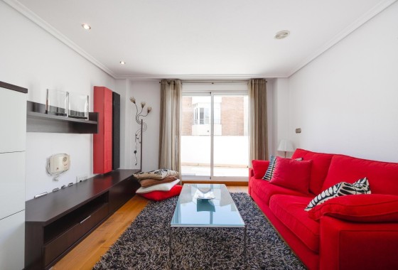 Sprzedaż - Apartament / Mieszkanie -
Torrevieja