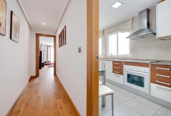 Sprzedaż - Apartament / Mieszkanie -
Torrevieja