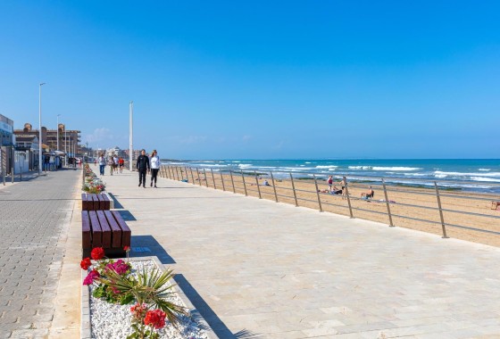 Herverkoop - Appartement / Flat -
Torrevieja - La Mata