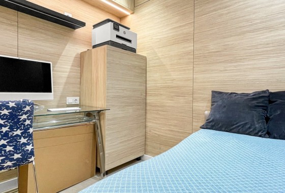 Wiederverkauf - Wohnung / Apartment -
Torrevieja