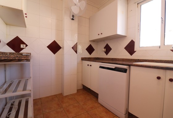 Venta - Chalet Independiente -
San Miguel de Salinas - Lake View Mansions