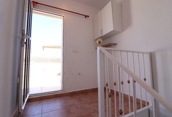 Venta - Chalet Independiente -
San Miguel de Salinas - Lake View Mansions