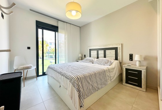 Herverkoop - Appartement / Flat -
Guardamar del Segura - El Raso