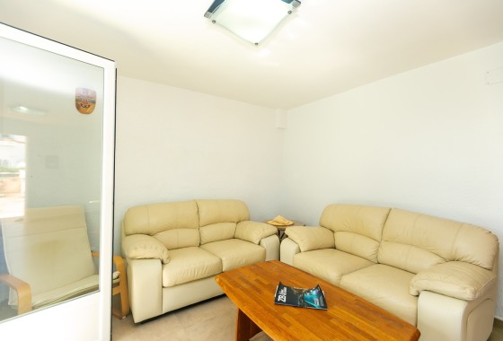 Venta - Chalet Independiente -
La Zenia