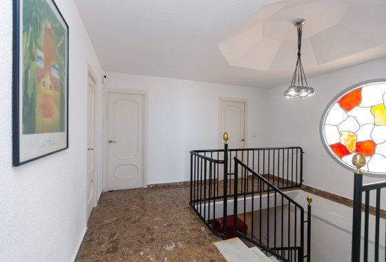Venta - Chalet Independiente -
La Zenia