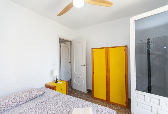 Venta - Chalet Independiente -
La Zenia