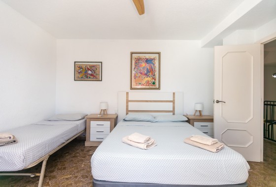 Venta - Chalet Independiente -
La Zenia