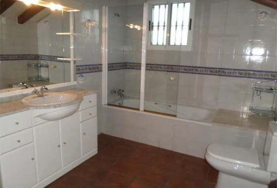 Venta - Chalet Independiente -
Orihuela - CAMPO