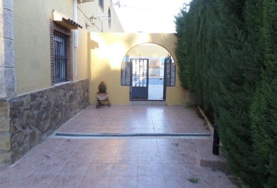 Venta - Chalet Independiente -
Orihuela - CAMPO