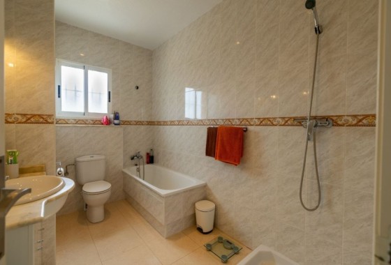 Revente - Villa Individuelle -
Rojales - Benimar