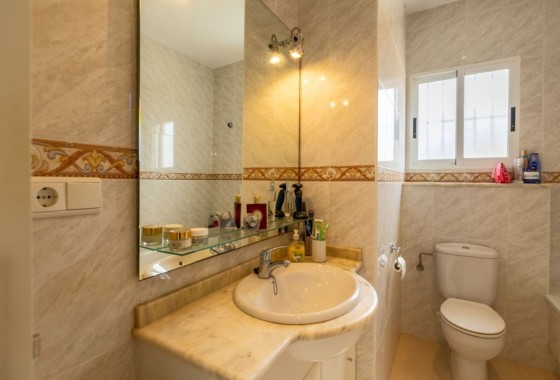 Revente - Villa Individuelle -
Rojales - Benimar