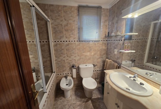 Resale - Apartment / Flat -
Sax - SAX