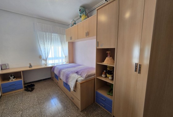 Resale - Apartment / Flat -
Sax - SAX