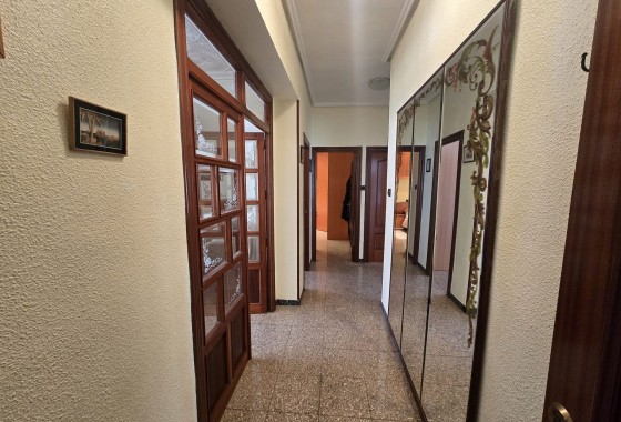 Resale - Apartment / Flat -
Sax - SAX