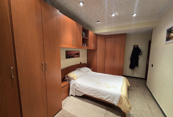 Resale - Apartment / Flat -
Sax - SAX