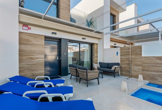 Revente - Villa mitoyenne -
Rojales - Town