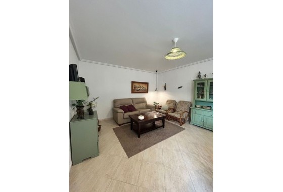 Wiederverkauf - Freistehende Villa -
Torrevieja - Aguas Nuevas